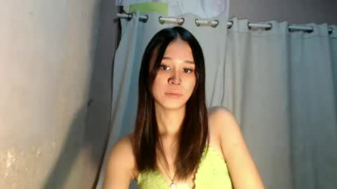 Snapshot of urdreamgirl_stephanie chatting on 07/02/26, 10:43 stephanie online show from 07/02/26, 10:43