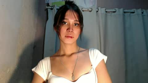 Snapshot of urdreamgirl_stephanie chatting on 07/03/26, 12:33 stephanie online show from 07/03/26, 12:33