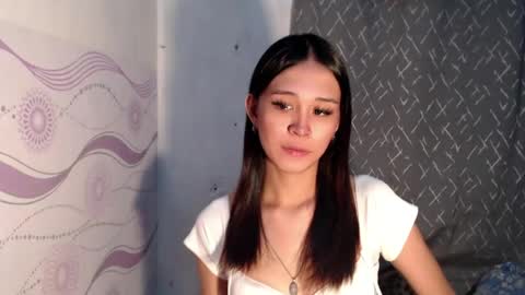 Snapshot of urdreamgirl_stephanie chatting on 07/28/26, 02:24 stephanie online show from 07/28/26, 02:24