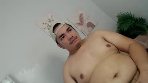 ure_fattytoy143 online show from 02/27/26, 05:18