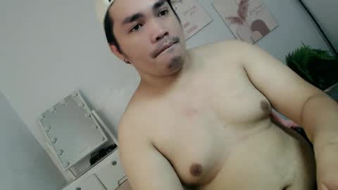 ure_fattytoy143 online show from 07/04/26, 05:13