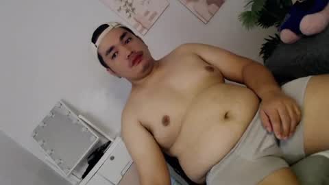 ure_fattytoy143 online show from 07/27/26, 10:55