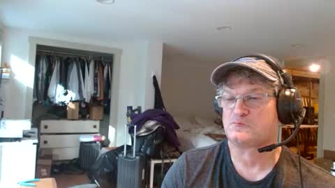 Snapshot of urfavteach50 chatting on 10/19/25, 07:14 Gregor online show from 10/19/25, 07:14