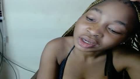 urflirtydoll online show from 01/15/25, 02:17