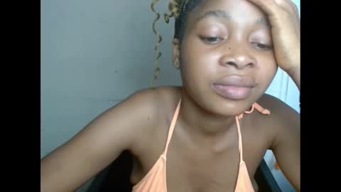 urflirtydoll online show from 02/02/25, 11:42