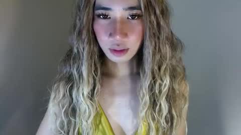 Snapshot of urguy_habibi chatting on 04/21/26, 06:55 Bib online show from 04/21/26, 06:55