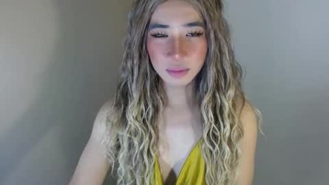 Snapshot of urguy_habibi chatting on 04/22/26, 12:28 Bib online show from 04/22/26, 12:28