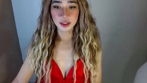 Snapshot of urguy_habibi chatting on 05/15/26, 12:45 Bib online show from 05/15/26, 12:45