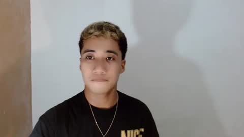 Snapshot of urguy_habibi chatting on 07/17/26, 03:39 Bib online show from 07/17/26, 03:39