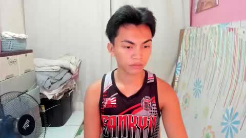 Snapshot of urguy_marco chatting on 06/04/26, 06:25 urguy_marco online show from 06/04/26, 06:25