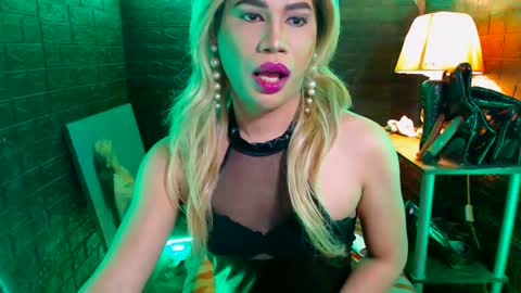 Snapshot of urhardcockqueenxxx chatting on 12/13/24, 01:26 queen norelle online show from 12/13/24, 01:26