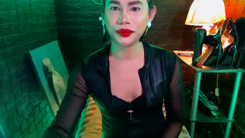 Snapshot of urhardcockqueenxxx chatting on 01/14/25, 10:34 queen norelle online show from 01/14/25, 10:34