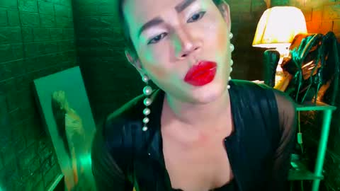 Snapshot of urhardcockqueenxxx chatting on 02/14/25, 07:54 queen norelle online show from 02/14/25, 07:54