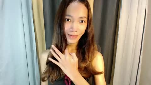 urhot_athena online show from 06/18/26, 05:41