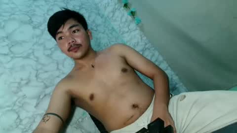 Snapshot of urhot_kharlxoxo chatting on 05/04/26, 10:55 john carlo online show from 05/04/26, 10:55