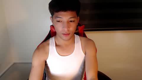 Snapshot of urhotethanxx chatting on 11/30/25, 03:38 Ethan online show from 11/30/25, 03:38