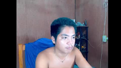 urhotgian online show from 06/17/26, 07:37