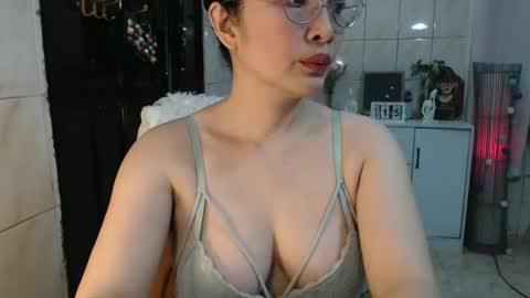 Snapshot of urhotmistress02 chatting on 03/16/26, 02:06 urhotmistress02 online show from 03/16/26, 02:06