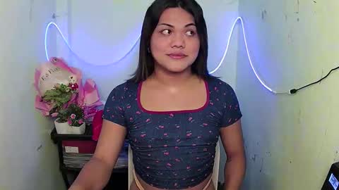 urhottie_bella online show from 10/12/25, 10:14