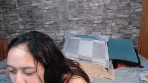 urhotvivian11 online show from 07/02/26, 01:49