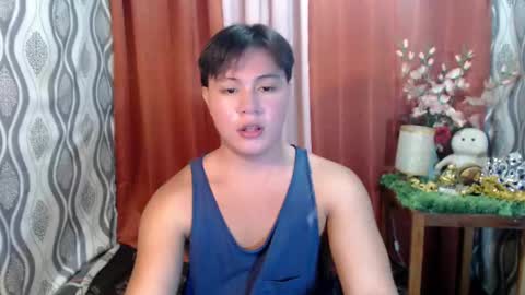 urhunky_ivan online show from 12/27/24, 03:48