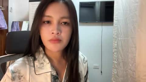 Amira online show from 10/08/25, 12:41