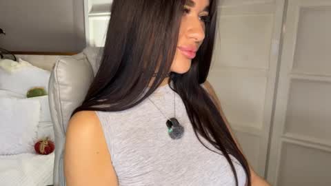 Kristina online show from 10/27/25, 01:09