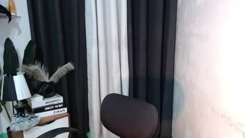urlovely_angela online show from 06/13/26, 02:15