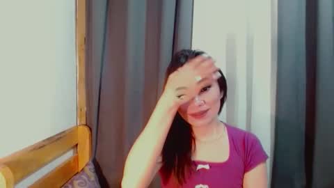 Snapshot of urlovely_che chatting on 12/14/25, 11:31 urlovely_che online show from 12/14/25, 11:31