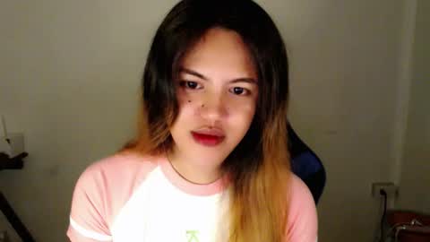 Snapshot of urlovely_hait chatting on 02/14/26, 09:50 Sham online show from 02/14/26, 09:50