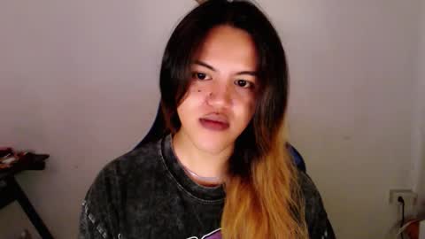 Snapshot of urlovely_hait chatting on 02/16/26, 12:12 Sham online show from 02/16/26, 12:12