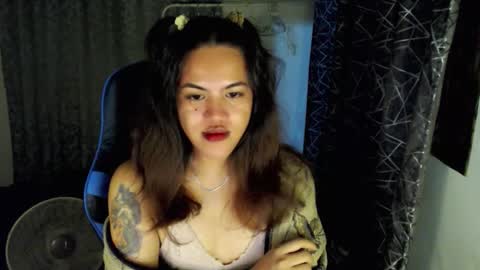 Snapshot of urlovely_hait chatting on 03/09/26, 04:00 Sham online show from 03/09/26, 04:00