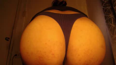 Snapshot of urlovely_hait chatting on 04/18/26, 11:47 Sham online show from 04/18/26, 11:47