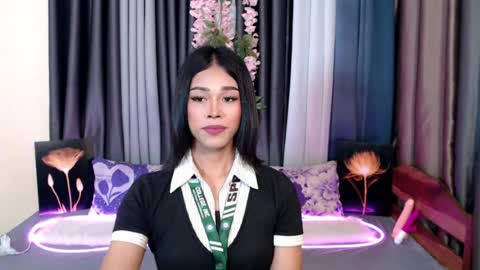 urlovely_jemma online show from 07/14/26, 11:21