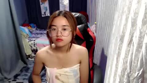urlovelychinita online show from 01/13/25, 11:52
