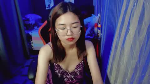 urlovelychinita online show from 01/22/25, 01:20