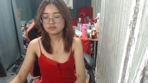 urlovelychinita online show from 01/30/25, 11:44