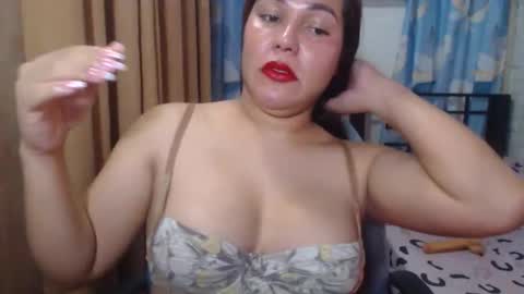 Snapshot of urlovercockxxx chatting on 09/21/25, 07:10 janah online show from 09/21/25, 07:10