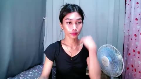 urloverjasmine_xx online show from 05/15/26, 11:01
