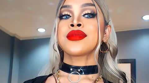 UrMajestyTyra online show from 12/08/24, 12:07