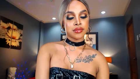 UrMajestyTyra online show from 12/19/24, 05:29