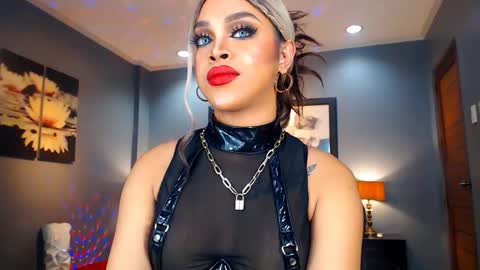 UrMajestyTyra online show from 12/27/24, 12:39