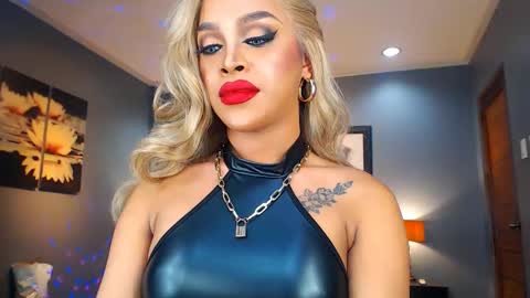 UrMajestyTyra online show from 01/14/25, 01:26