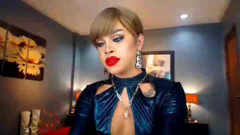 UrMajestyTyra online show from 01/24/25, 03:32