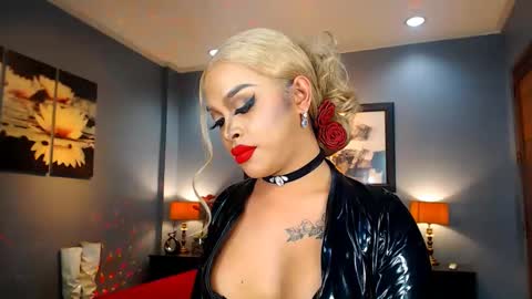 UrMajestyTyra online show from 02/14/25, 02:28