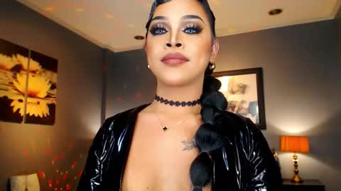 UrMajestyTyra online show from 10/03/25, 02:19