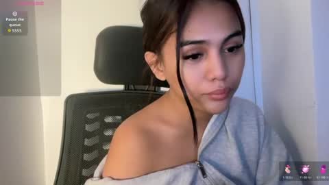 Snapshot of urmystical_sofie chatting on 05/19/26, 07:20 urmystical_sofie online show from 05/19/26, 07:20