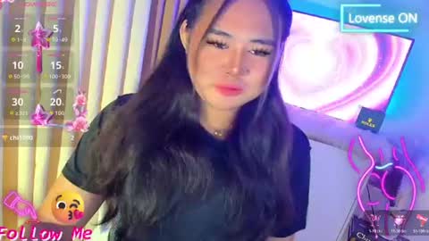 Snapshot of urnaughty_ceciliaxxx chatting on 06/23/26, 10:46 cecilia online show from 06/23/26, 10:46
