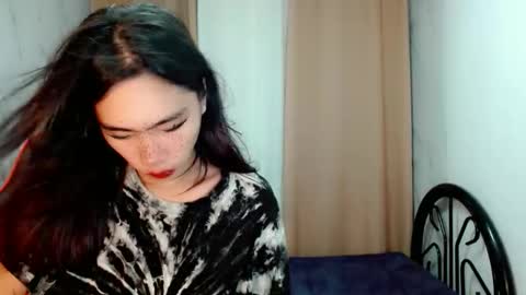 Snapshot of urnaughty_jeah chatting on 05/25/26, 11:05 urnaughty_jeah online show from 05/25/26, 11:05