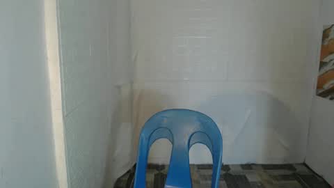 Navea online show from 02/23/25, 04:39